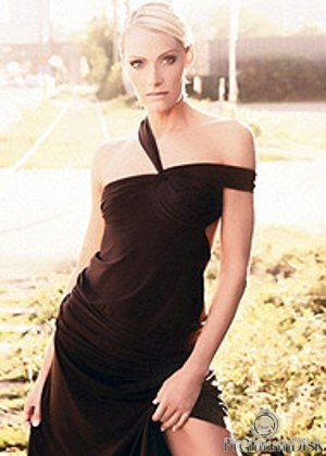 Andee Frizzell Фото 1