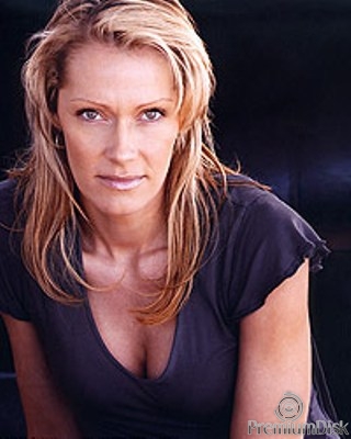 Andee Frizzell Фото 17