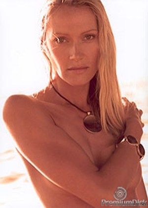 Andee Frizzell Фото 6