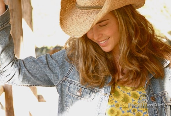 Ashley Cusato Фото 3