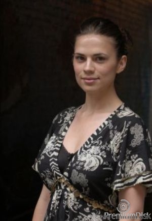 Хейли Этвелл Фото 39