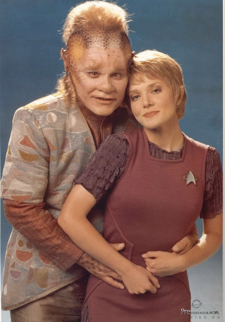 Дженнифер Лиен Фото 18