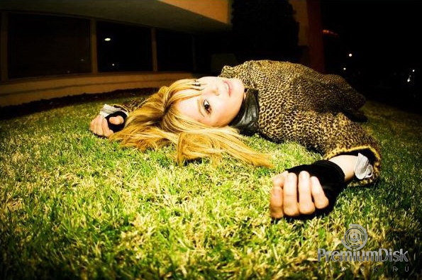 Lisa Rieffel Фото 3