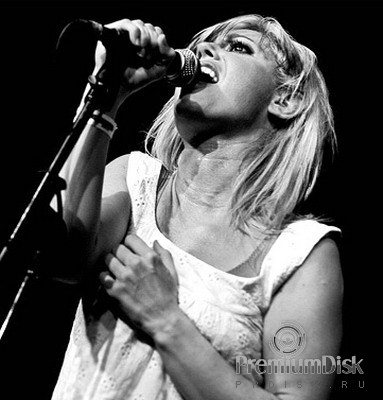 Lisa Rieffel Фото 21