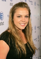 Агнес Брукнер (Agnes Bruckner)