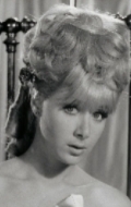 Анджела Дуглас (Angela Douglas)