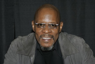 Эйвери Брукс (Avery Brooks)