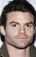 Дэниэл Гиллис (Daniel Gillies)