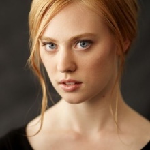 Дебора Энн Уолл (Deborah Ann Woll)