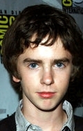 Фредди Хаймор (Freddie Highmore)