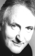 Хью Фрейзер (Hugh Fraser)