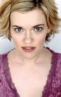 Кэри Уолгрен (Kari Wahlgren)