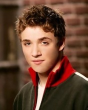 Кайл Галлнер (Kyle Gallner)