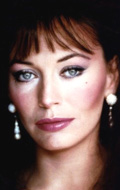 Лесли-Энн Даун (Lesley-Anne Down)