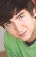 Николас Браун (Nicholas Braun)