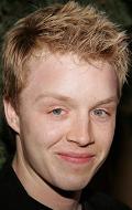 Ноэль Фишер (Noel Fisher)