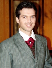Олег Харитонов