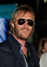 Рис Иванс (Rhys Ifans)