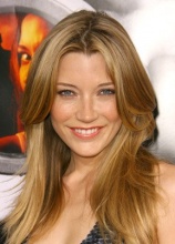 Сара Ремер (Sarah Roemer)