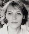 Саския Ривз (Saskia Reeves)