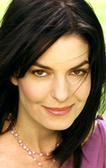 Села Уорд (Sela Ward)