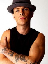 Тим Армстронг (Tim Armstrong)