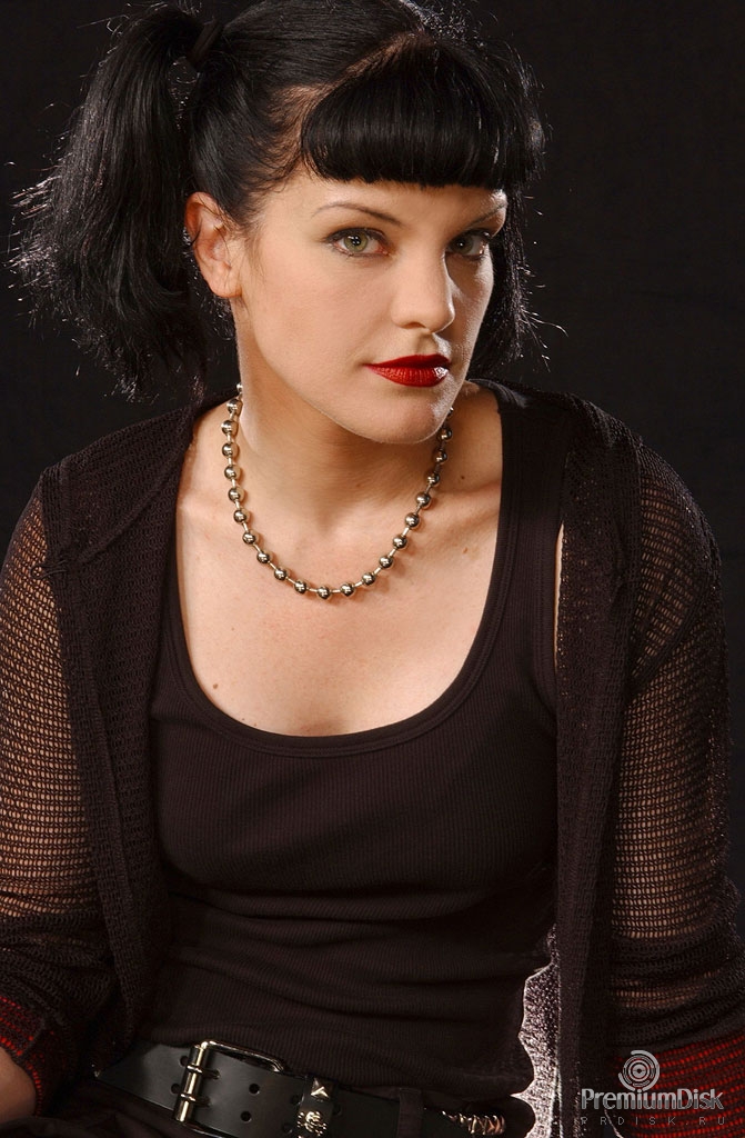 Поли Перретт Фото 4