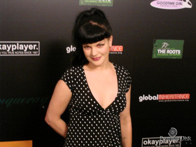 Поли Перретт Фото 38