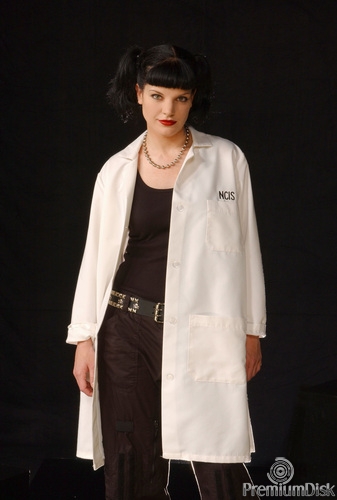 Поли Перретт Фото 40