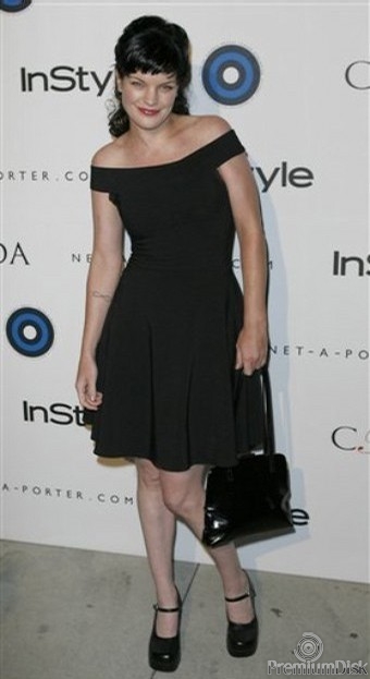 Поли Перретт Фото 50