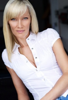 Фото Andee Frizzell