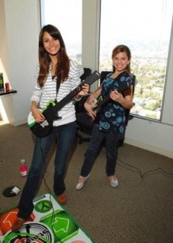 Фото Ария Уоллес