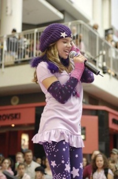 Фото Ария Уоллес