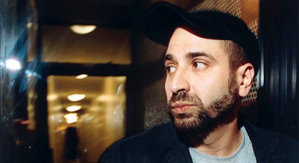 Фото Dave Attell