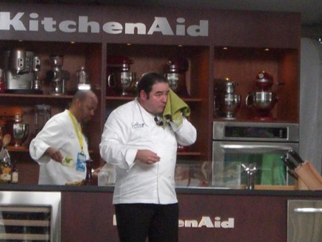 Фото Emeril Lagasse