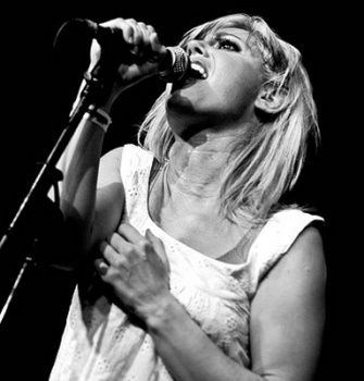 Фото Lisa Rieffel