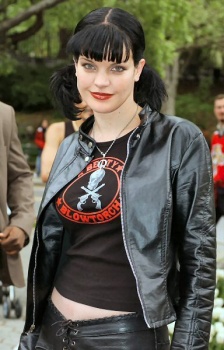 Фото Поли Перретт