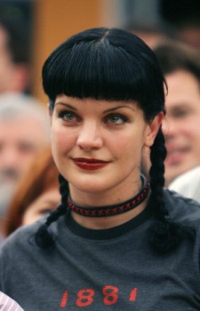 Фото Поли Перретт