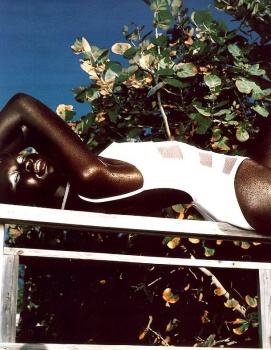 Фото Алек Век