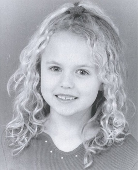 Фото Courtney Taylor Burness