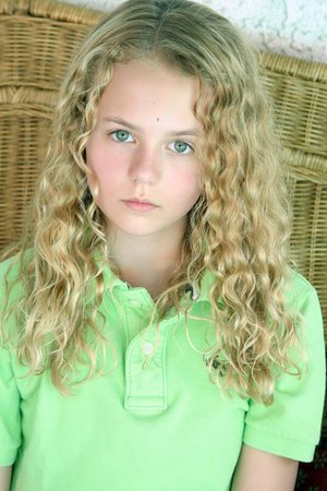 Courtney Taylor Burness Фото 9