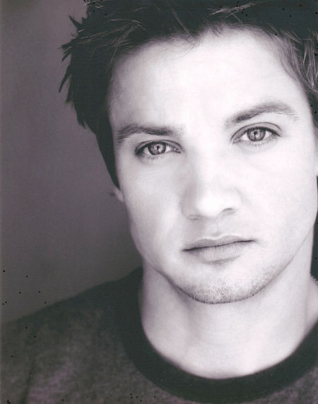 Джереми Реннер Фото 7