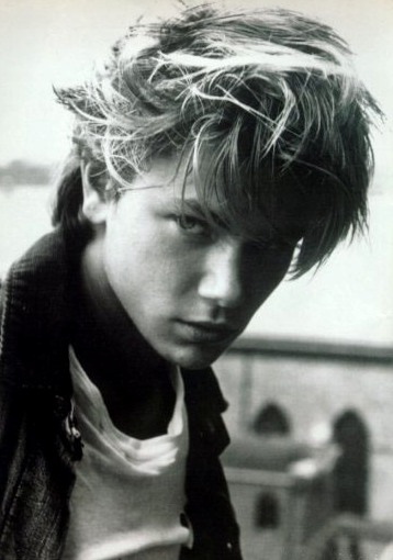 Ривер Феникс Фото 25