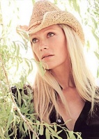 Фото Andee Frizzell