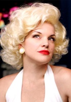 Фото Поли Перретт