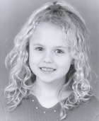 Фото Courtney Taylor Burness