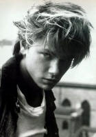 Фото Ривер Феникс