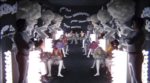Заводной апельсин (1971)